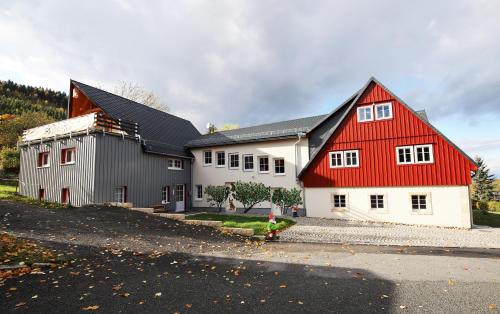 Waltersdorf Apartment | FeWo Skiheim