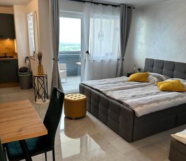 Langen Apartment | FeWo SKY21 * Langen EXKLUSIVES APPARTMENT Vollausstattung/zentrale Lage *NEU*