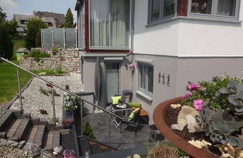Emmelshausen Apartment | Fewo Webers holiday home - apartment/apartment, bathroom, toilet, 1 bedroom