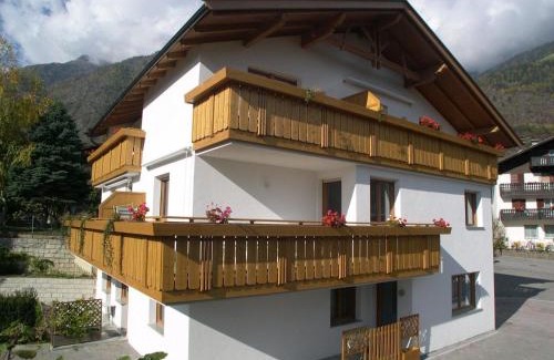 Parcines Apartment | Fewo Zweiraum im Haus Götsch 1
