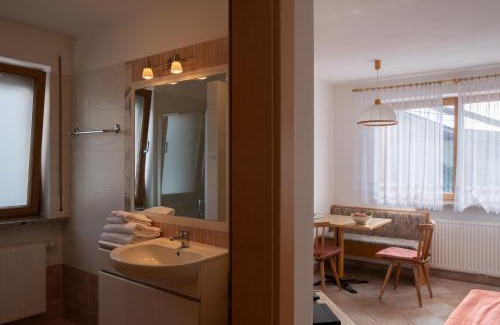 Parcines Apartment | Fewo Zweiraum im Haus Götsch 1