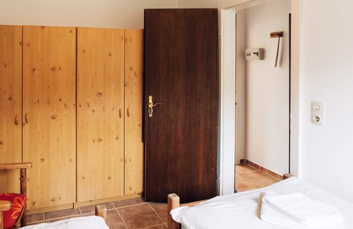 Bockholm House | fewo1846 - Waterkant - half of the bungalow near the beach with a garden for max