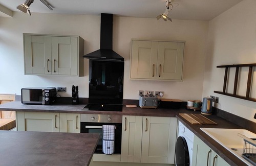 Beddgelert Apartment | Fflat Eryri - One Bedroom Apartment with Sofa Bed