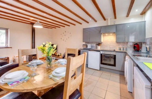 Brynrefail House | Ffordd Fodolydd by Interhome