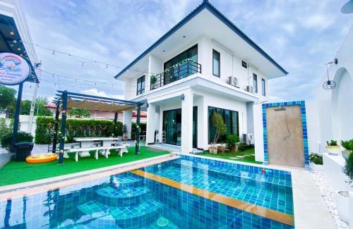Huai Yai Villa | Fhamai Pool Villa Pattaya (บ้านฟ้าใหม่ พูลวิลล่า)
