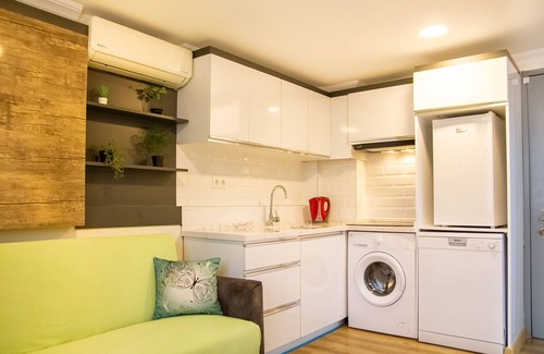 Izmir City Centre Apartment | Fi Homes - Adults Only
