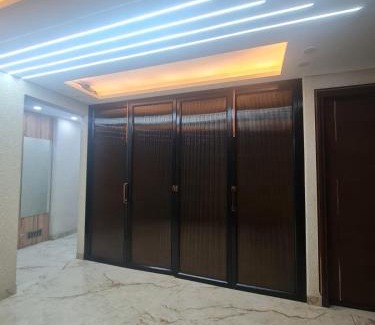 Dariyaganj Apartment | FIAA Hospitality 3BHK 2 FLATS
