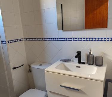 Parque Alcosa Apartment | FIBES Lux Sevilla Este.