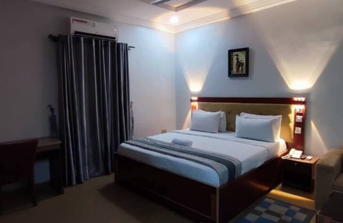 Ibeju Hotel | Fibis Hotel