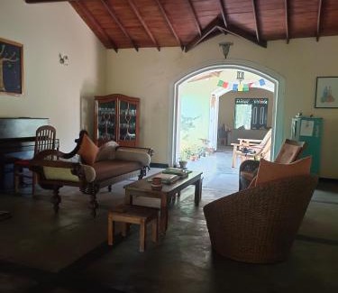 Habarana House | Ficus Peace Villa by Mamisa Café