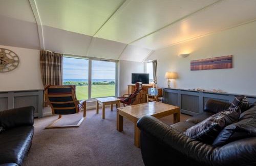 Embleton House | Fidra