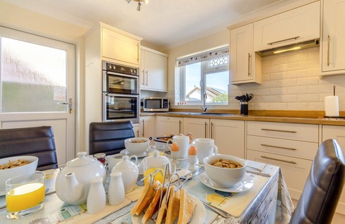 Walcott House | Field Horizon - Three Bedroom House, Sleeps 6