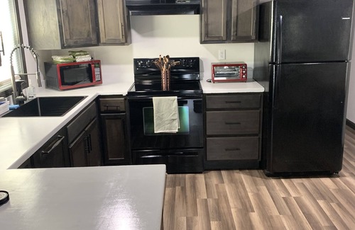 Bayou Grande Villa House | Field Quarters - Blue Angels, NAS, Beaches, and Charming Downtown Pensacola