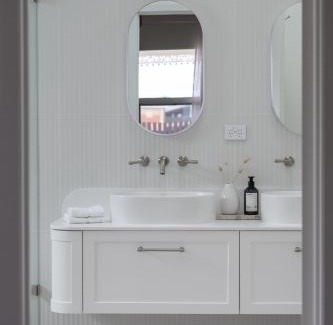 McLaren Vale Villa | Field Street Cottages 'Studio' - Centrally Located Luxury