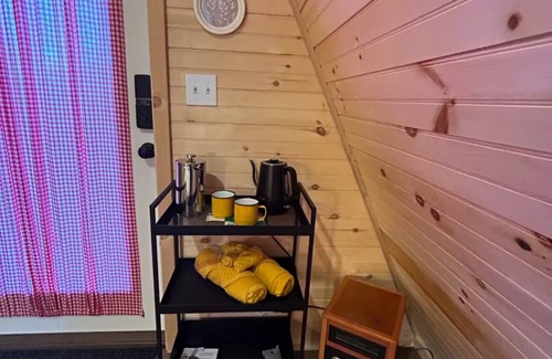 Travelers Rest Cabin | Field Trip Unit 23 A-Frame/Cozy A-Frame with private fire pit
