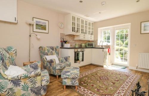 Leyburn House | Fieldfare Lodge