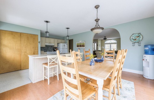 Fennville House | Fields of Fennville - Located on Lakeshore drive - close to public beach access!
