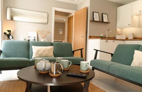Potter Brompton House | Fieldside Cottage