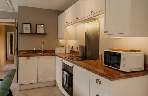 Potter Brompton House | Fieldside Cottage - Scarborough