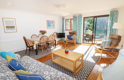 Totland Bay House | Fieldside