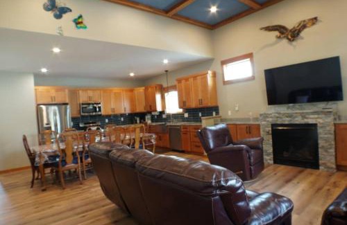 Frankfort House | Fieldstone Manor