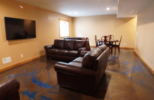 Frankfort House | Fieldstone Manor