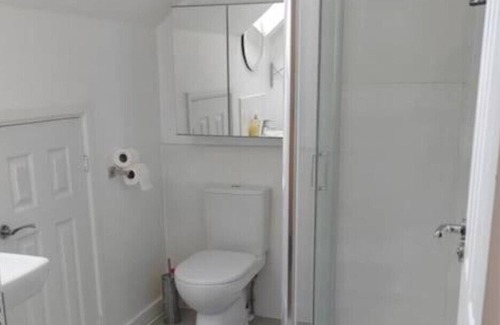 Chapeltown House | Fieldview 3 Bed house Leeds