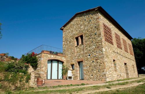 Radicondoli House | Fienile di Colletalli by VacaVilla