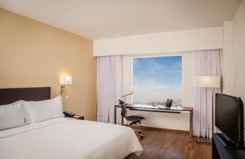 Queretaro Hotel | Fiesta Inn Queretaro Centro Sur