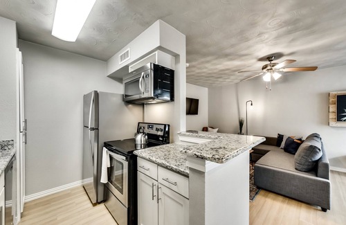 Old East Dallas Apartment | FIFA Ready The Hidden Gem Near Downtown Dallas
