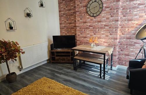 Alvaston House | Fife House - Welcome Short Stays