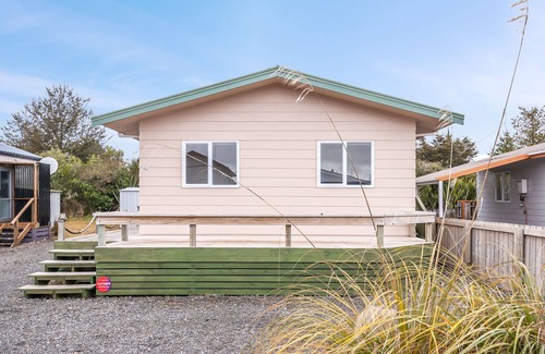 National Park Village Cottage | Fifteen B - National Park Holiday Home