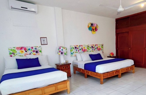 Mozimba House | Fifth Hill. Ideal house for large families, with private pool.