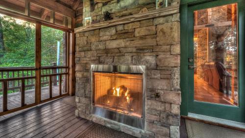 McCaysville House | Fightingtown Creek Retreat