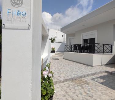 Archangelos House | Fileo Family and Friends Living
