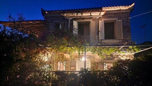 Oichalia Villa | Filia Country House Family and Group Friendly Vacation Rental