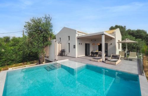 Roda Villa | Filio by Vintage Travel