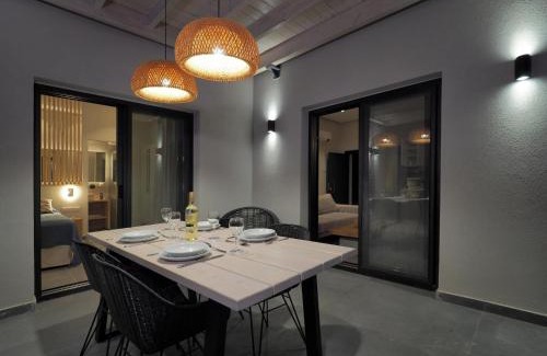 Roda Villa | Filio by Vintage Travel