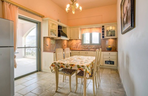 Troizinia Villa | Filistron Seaview Bliss - Coastal Secluded Gem