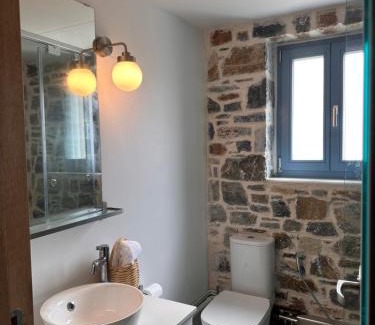 Schoinousa House | Filotimia