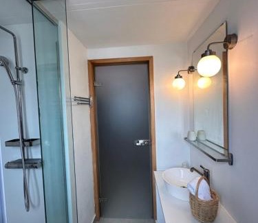 Schoinousa House | Filotimia