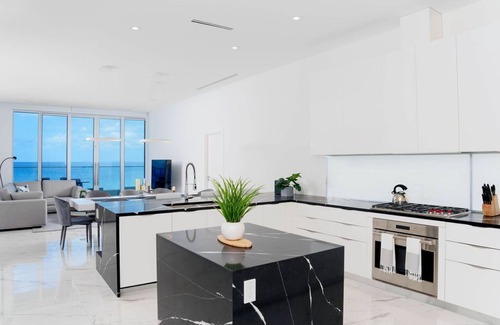George Town Condo | FIN # 2 – Ground Floor Ocean Front Condo