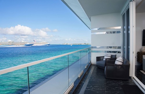 George Town Condo | FIN # 24 – Rich & Bold with a View