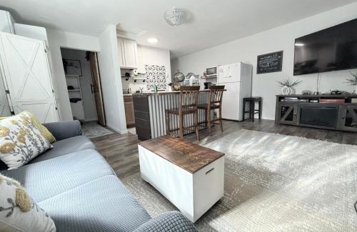 Burns Apartment | Finally Home Guesthouse