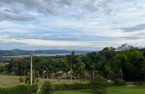 Yotoco House | Finca Aguadalupe, Lago Calima