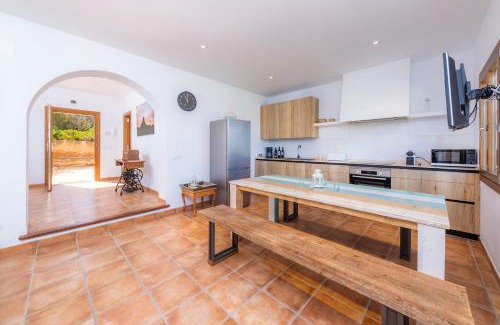 Colonia de Sant Pere Villa | Finca Ca`n Jaumí, un paraíso con vista al mar y a la montaña