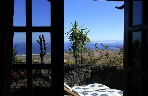La Asomada House | Finca "Casa Cora" with a view of the water