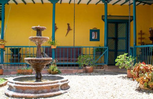 Rionegro House | FINCA COCUYAL Hospedaje típico paisa