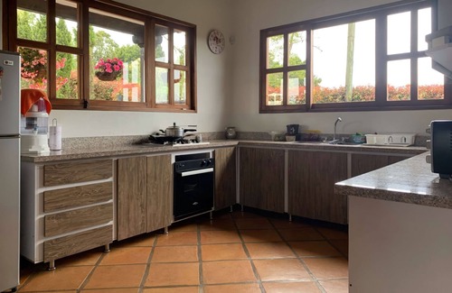 Envigado House | Finca con Caballos y Barbacoa en Envigado, Antioquia