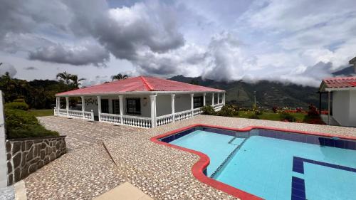 Calima House | Finca el paraíso - parcelacion El Lago